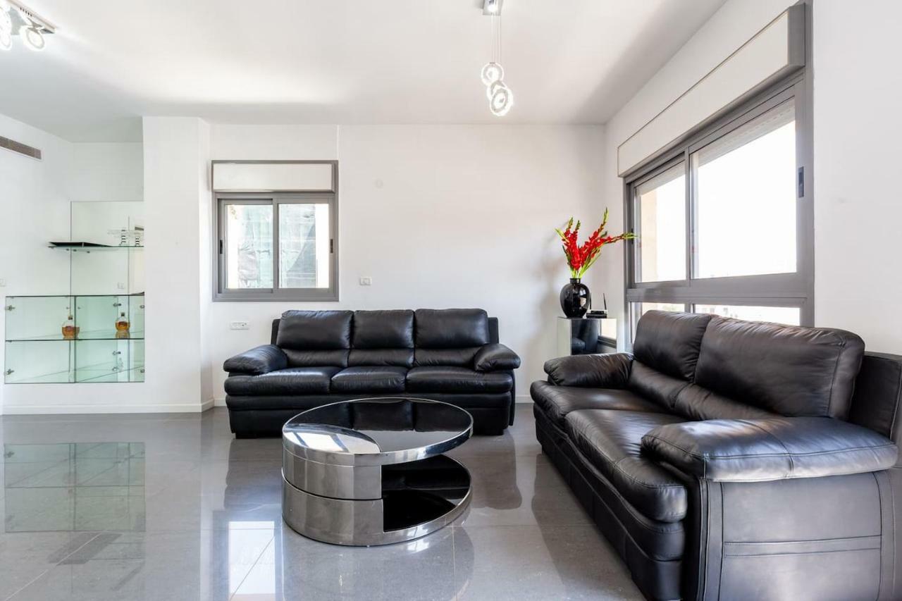 Apartamento de 75 m² en Área de la Playa, con 2 habitación Tel Aviv Exterior foto